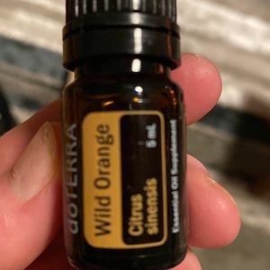 DōTERRA Wild Orange-10 pack of 5 ml sealed essential oil.